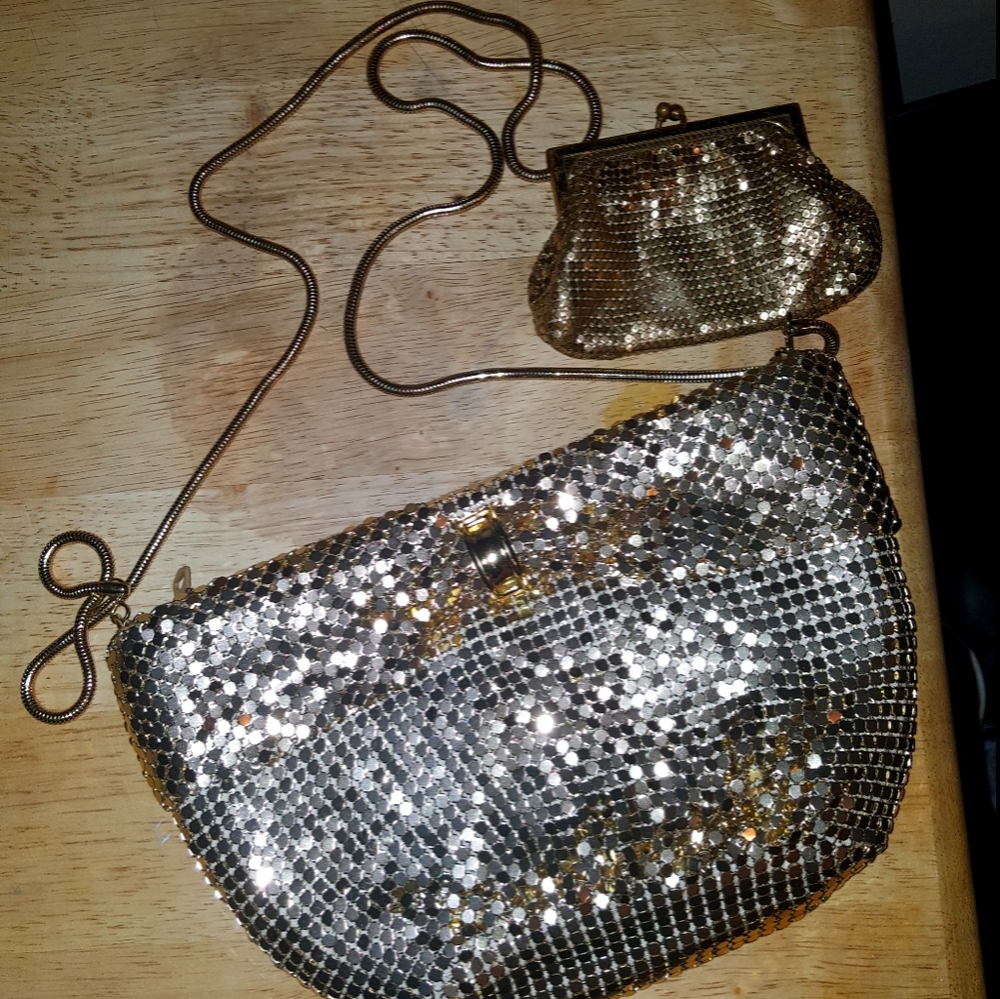 Slinky gold purse with matching coin purse